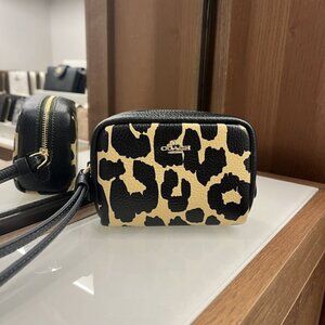 Coach Pouch Wristlet with Leopard Print CBP13